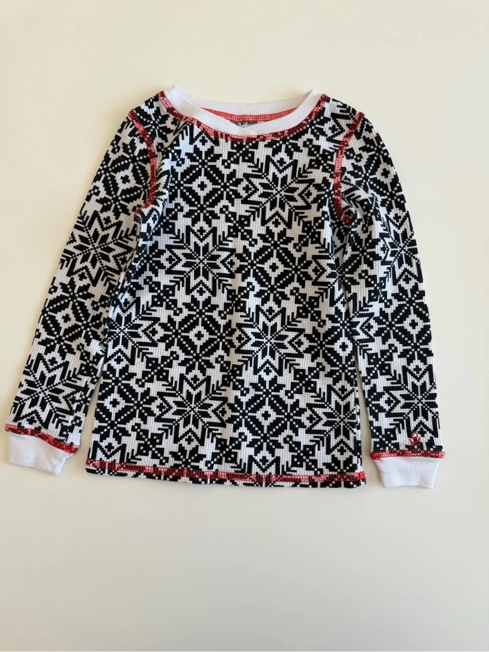 Cuddl Duds Girls Thermal: Black/White  Snowflake